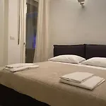 Lauren Apartment